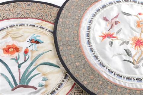 linens and china are an additional cost